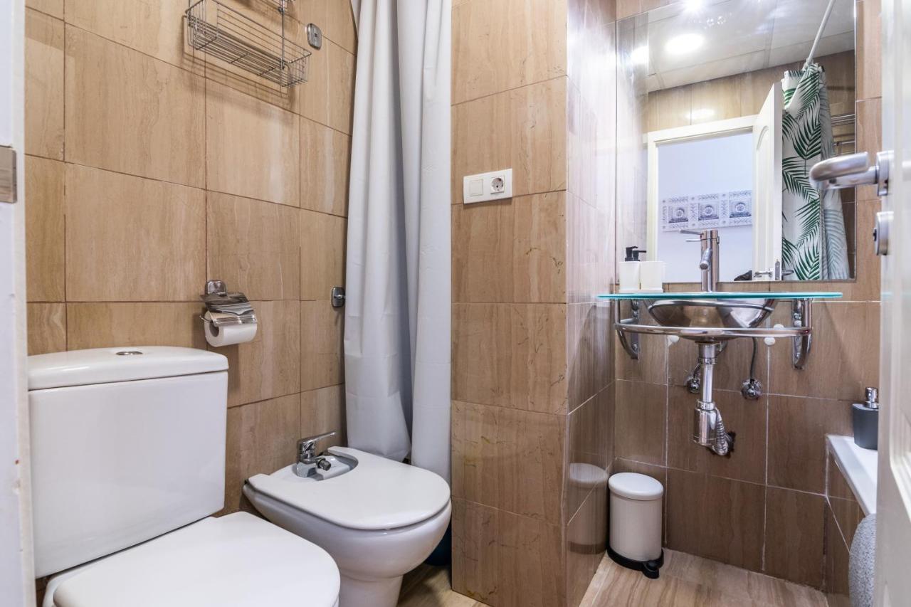 tuGuest San Sebastian Apartment Granada Bagian luar foto